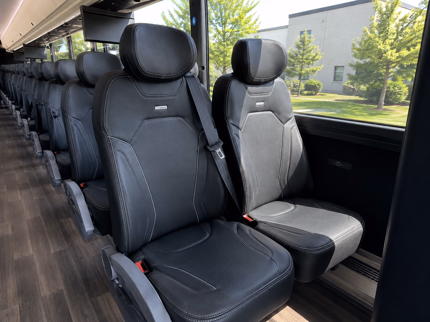 bus rentals to flag hill winery and the new hampshire seacoast wine trail