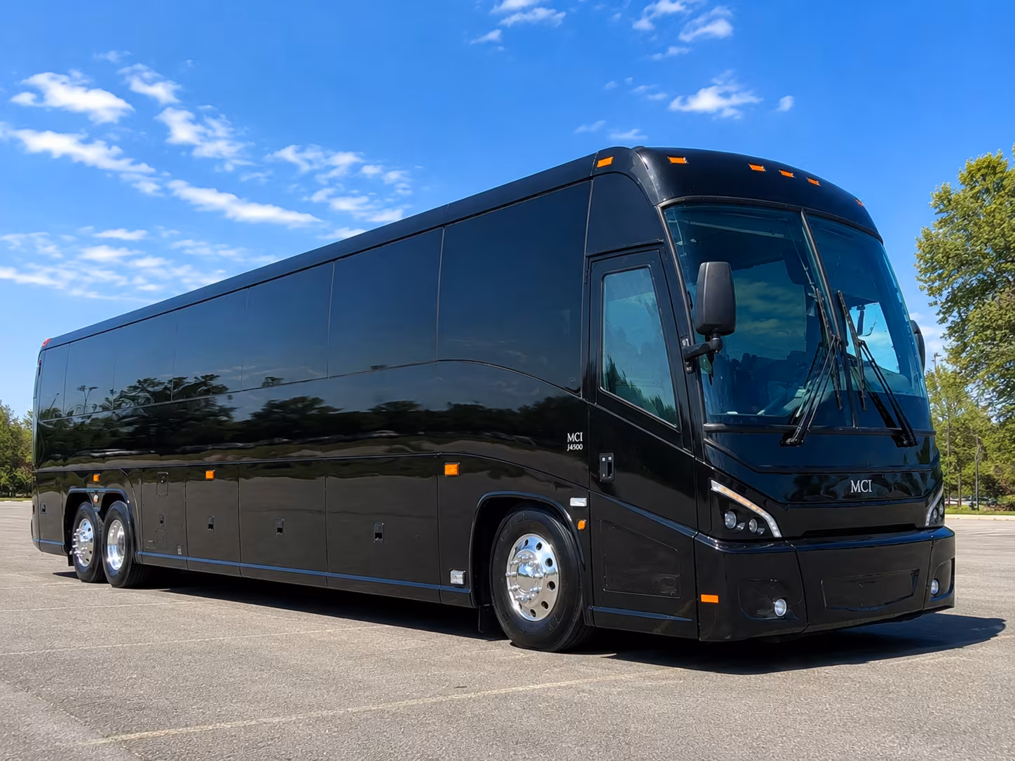 charter buses to river hawks hockey games at tsongas center