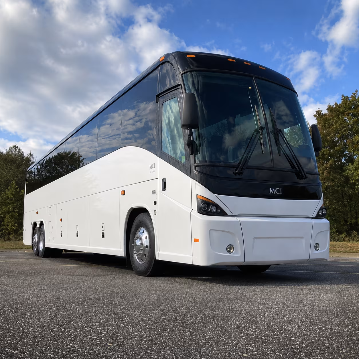 employee buses for umass lowell and the hamilton canal innovation district